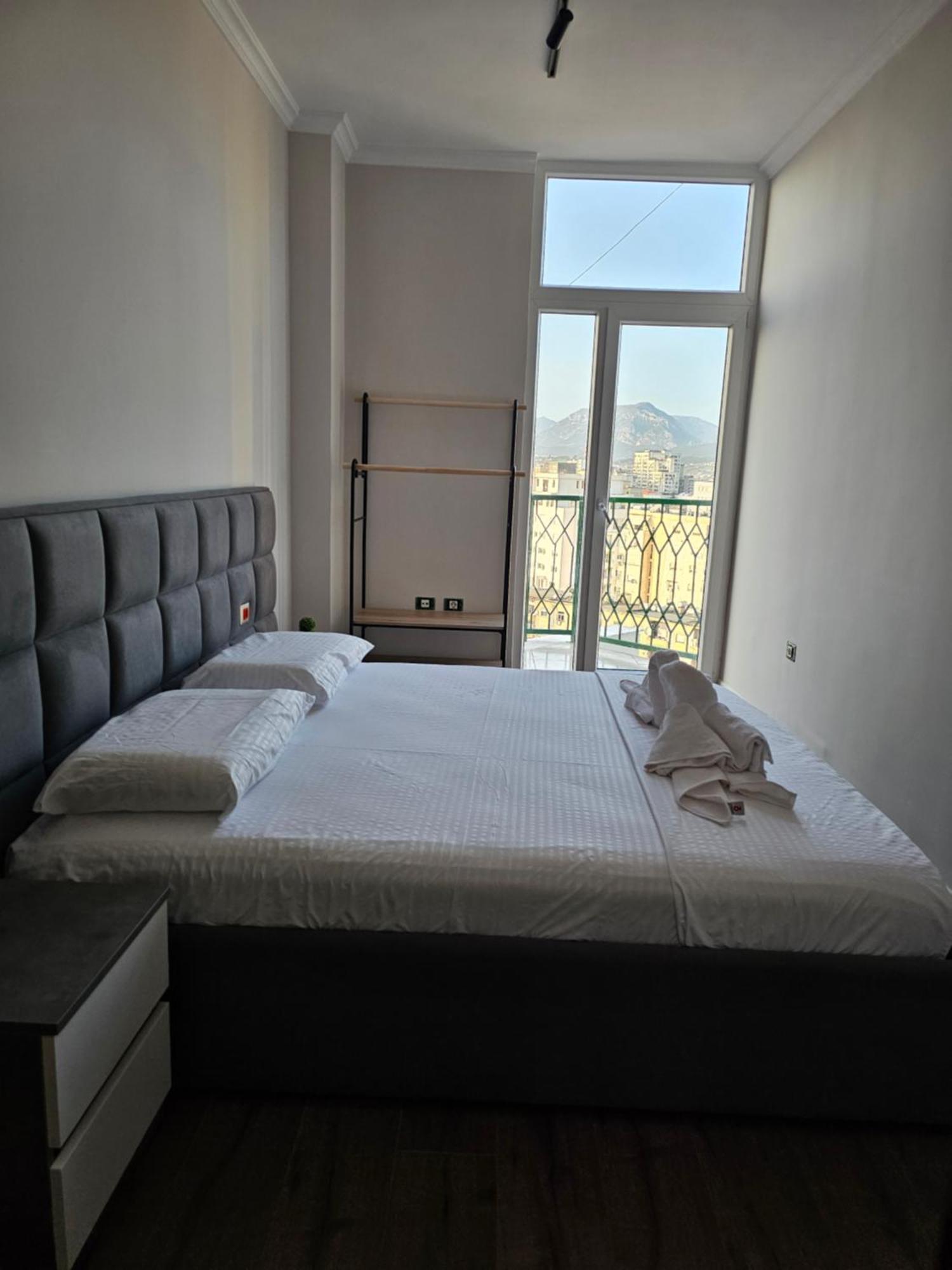 Sky Apartaments City Center ติรานา ภายนอก รูปภาพ