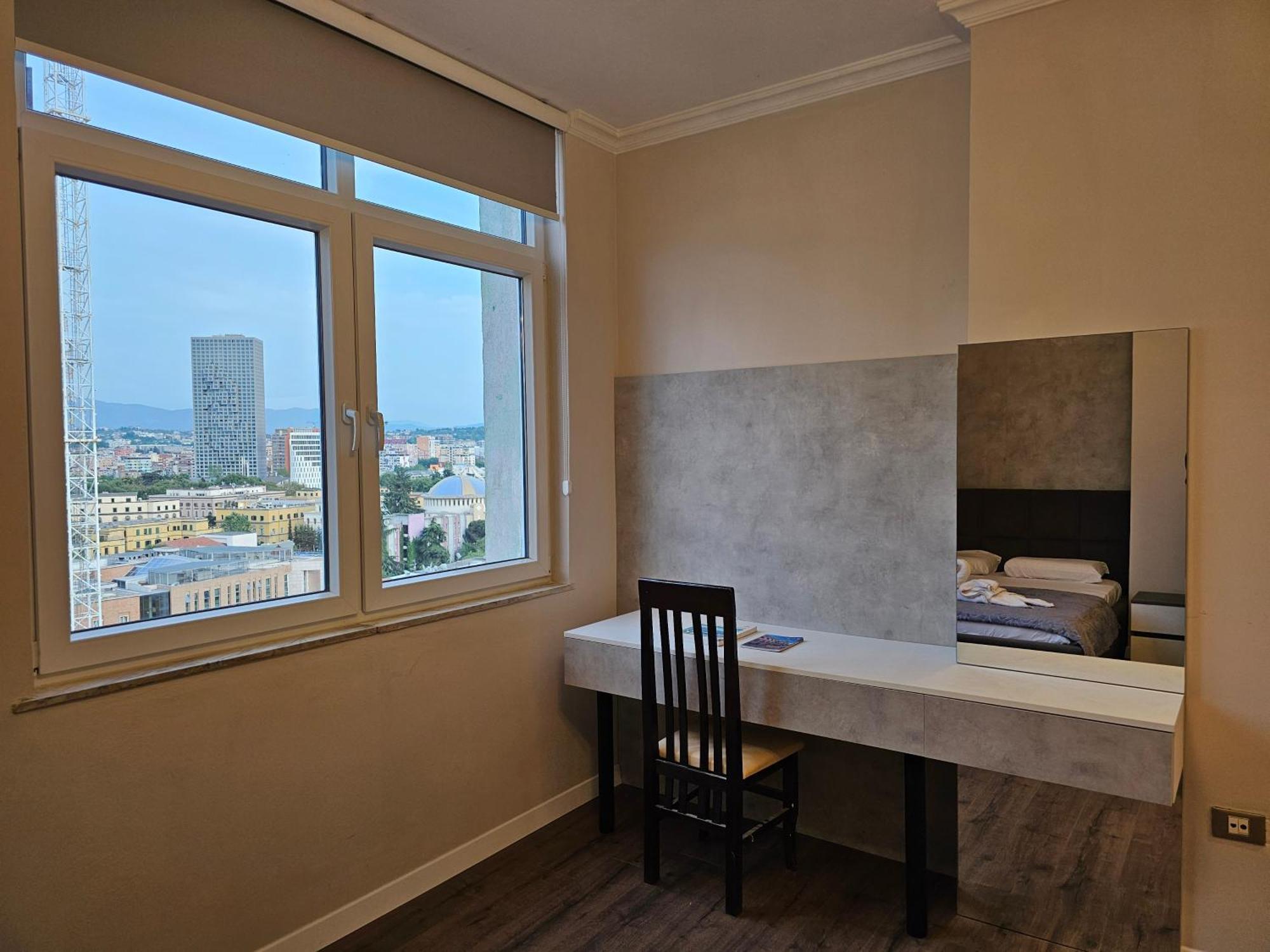 Sky Apartaments City Center ติรานา ภายนอก รูปภาพ
